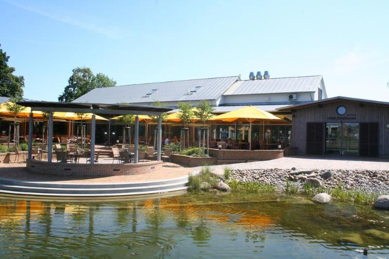Familien Wellness Hotel Seeklause Mit Grossem Abenteuerspielplatz "Piraten-Insel-Usedom" Kinder Immer All-Inklusive & Getraenke Ganztags Inklusive Trassenheide Exterior foto